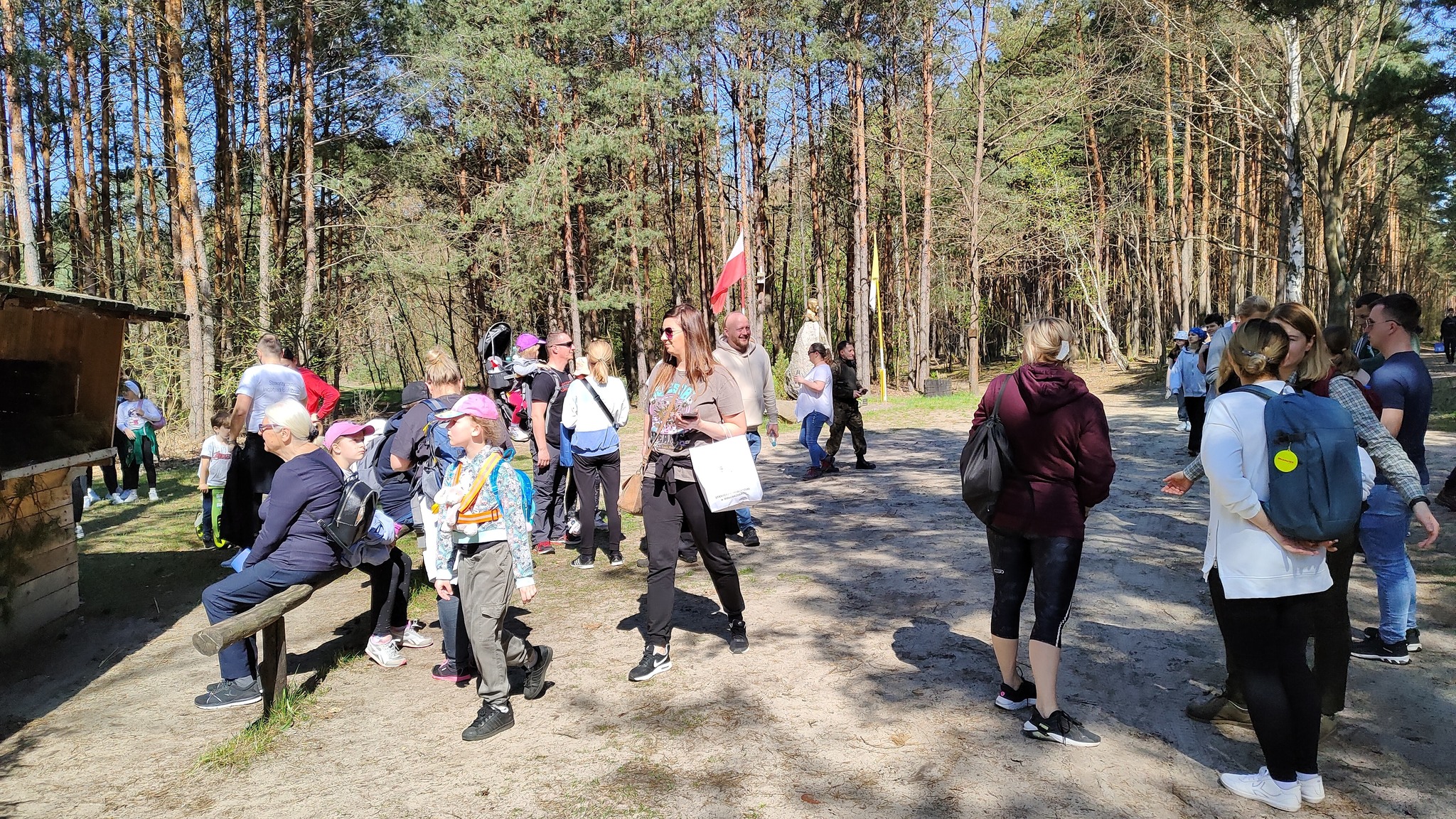 Powiatowy Rajd Pieszy "Dzień Ziemi 2023 r."