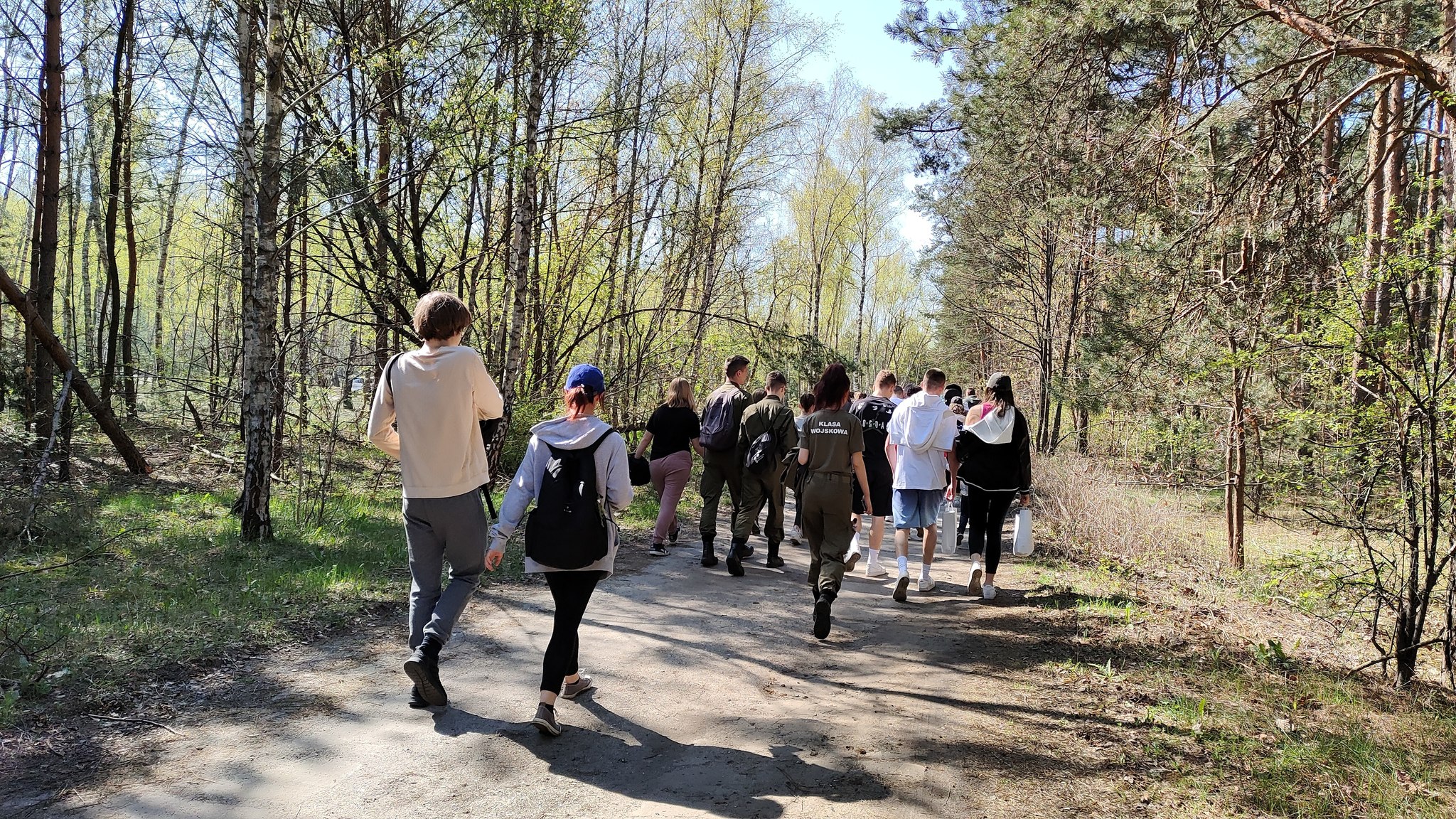 Powiatowy Rajd Pieszy "Dzień Ziemi 2023 r."