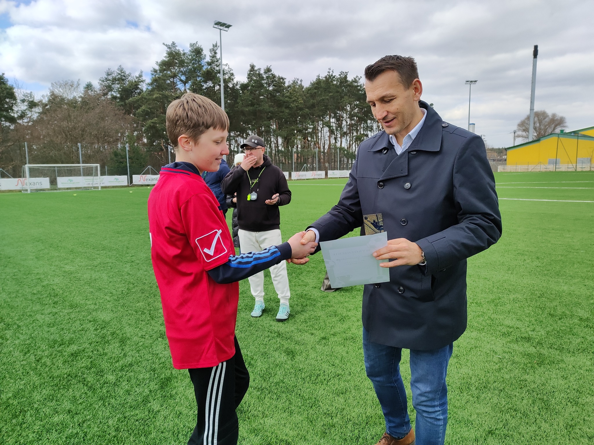 zawody o tytuł Mistrzów Powiatu w Mini Piłkę nożną dla chłopców ze szkół podstawowych, rocznik 2010 i młodsi.