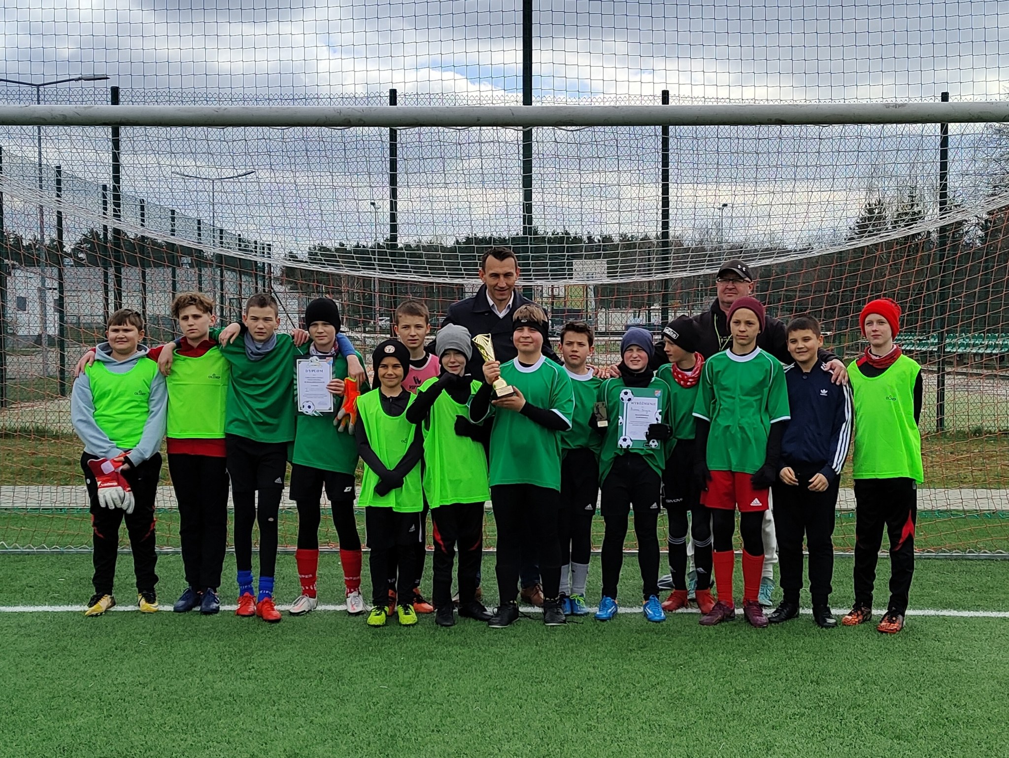 zawody o tytuł Mistrzów Powiatu w Mini Piłkę nożną dla chłopców ze szkół podstawowych, rocznik 2010 i młodsi.