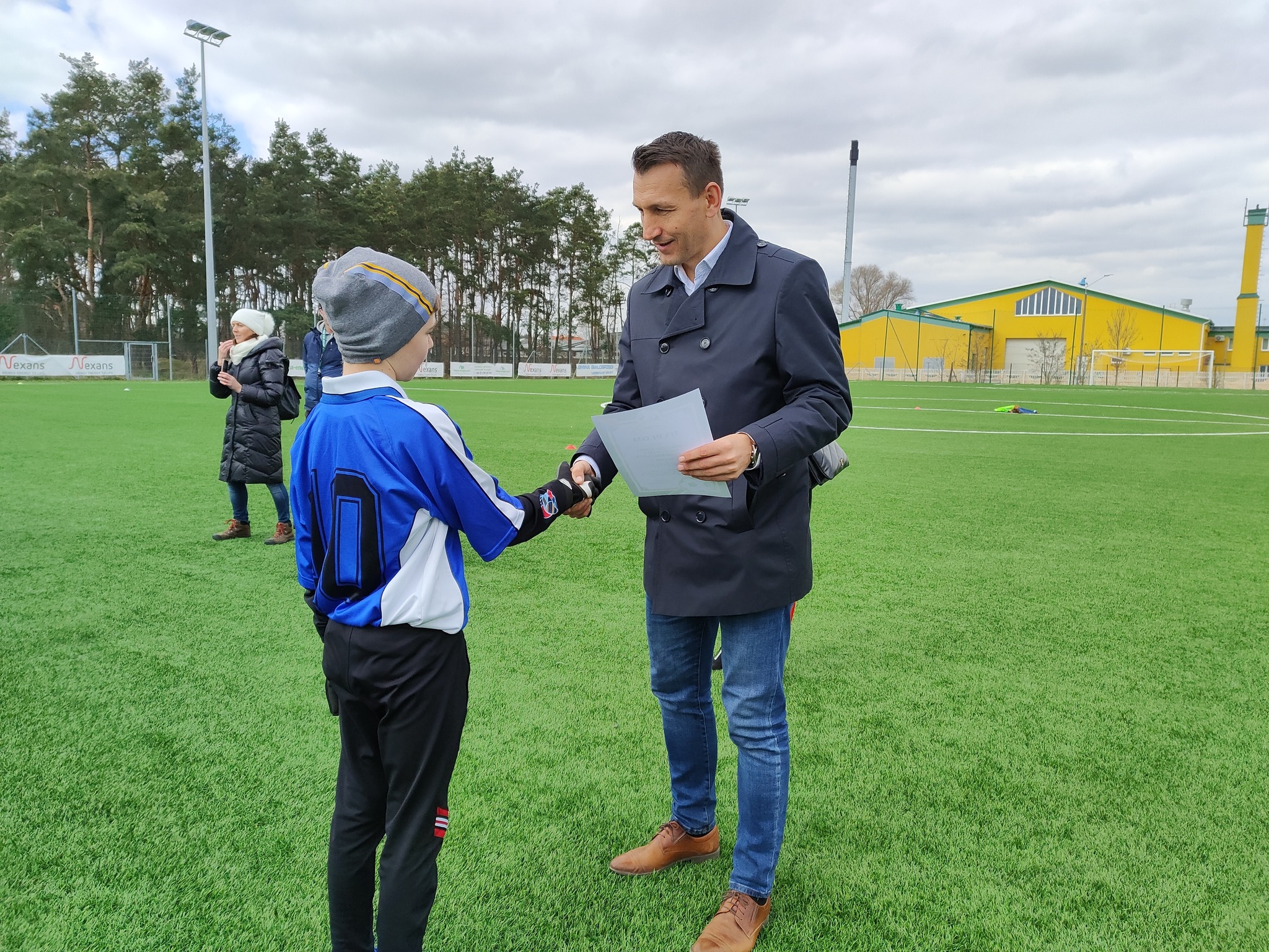 zawody o tytuł Mistrzów Powiatu w Mini Piłkę nożną dla chłopców ze szkół podstawowych, rocznik 2010 i młodsi.