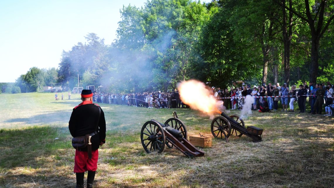 Dwudniowe obchody Dnia Pamięci Bohaterów Bitwy pod Radzanowem z 26 - 27 maja 1863 roku.