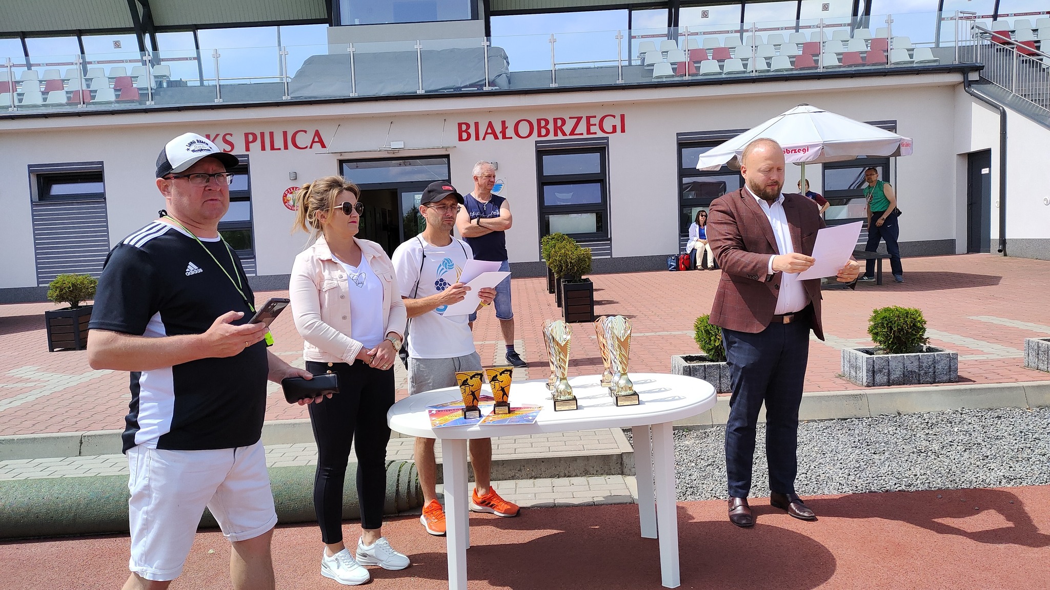 22 maja odbyły się zawody o tytuł Mistrzów Powiatu w Trójboju Lekkoatletycznym dla chłopców i dziewcząt ze szkół podstawowych z rocznika 2012 i młodsi.