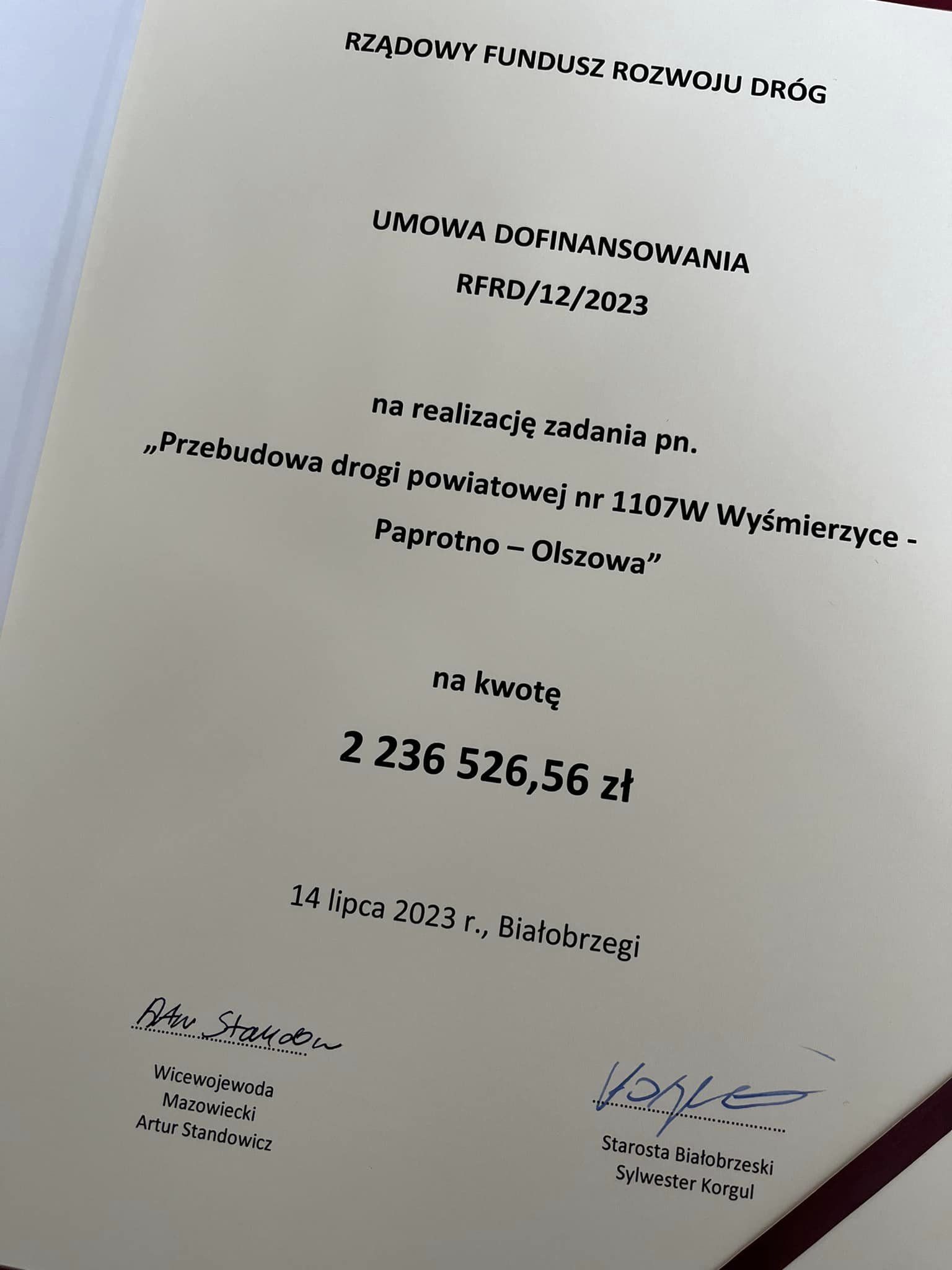 Powiat Białobrzeski był dziś gospodarzem uroczystego podpisania umów w ramach Rządowego Funduszu Rozwoju Dróg dla samorządów z regionu radomskiego.