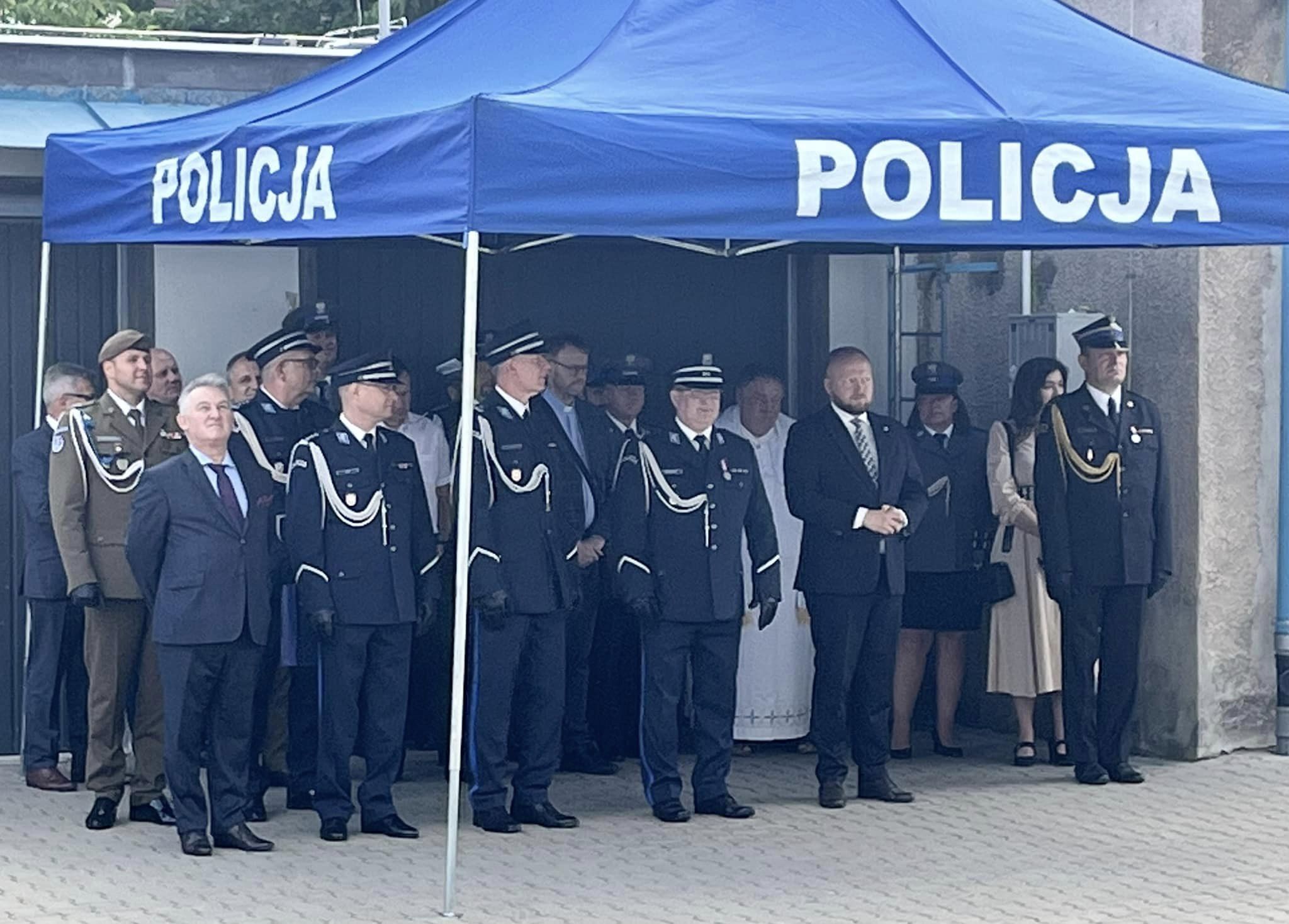 uroczystym apelu w związku z przypadającym na dzień 24 lipca Świętem Policji.