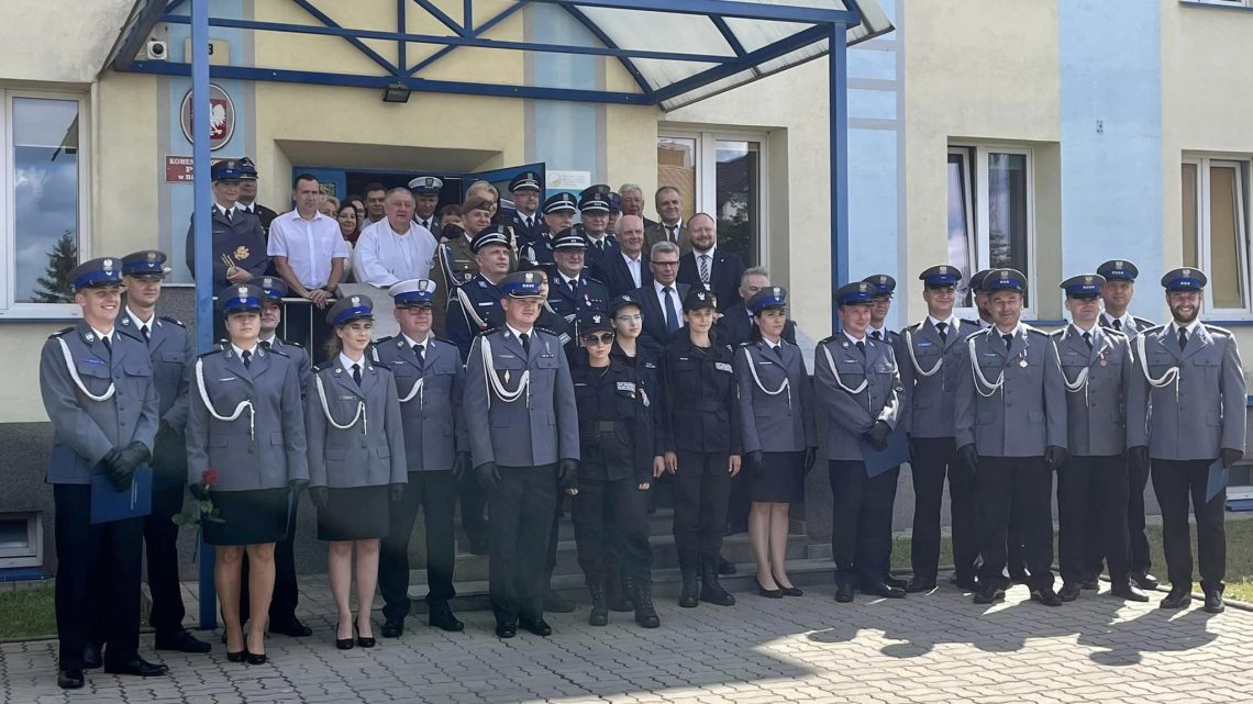 uroczystym apelu w związku z przypadającym na dzień 24 lipca Świętem Policji.