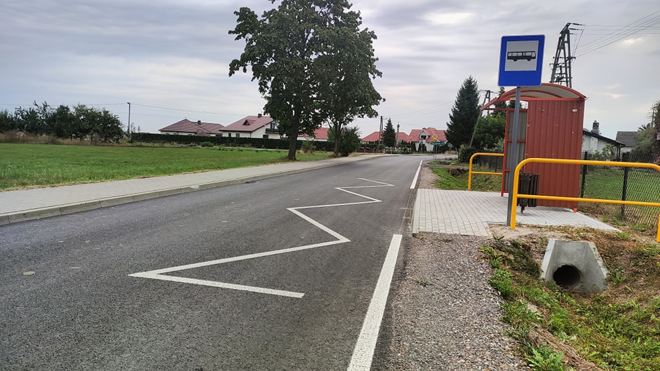 Uroczyste otwarcie drogi powiatowej relacji Stara Błotnica - Kadłubska Wola - Młodynie Górne