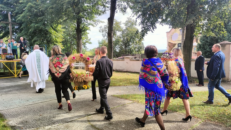 Dożynki Parafialne w Parafii Pw. Św. Ap. Piotra i Pawła w Przybyszewie
