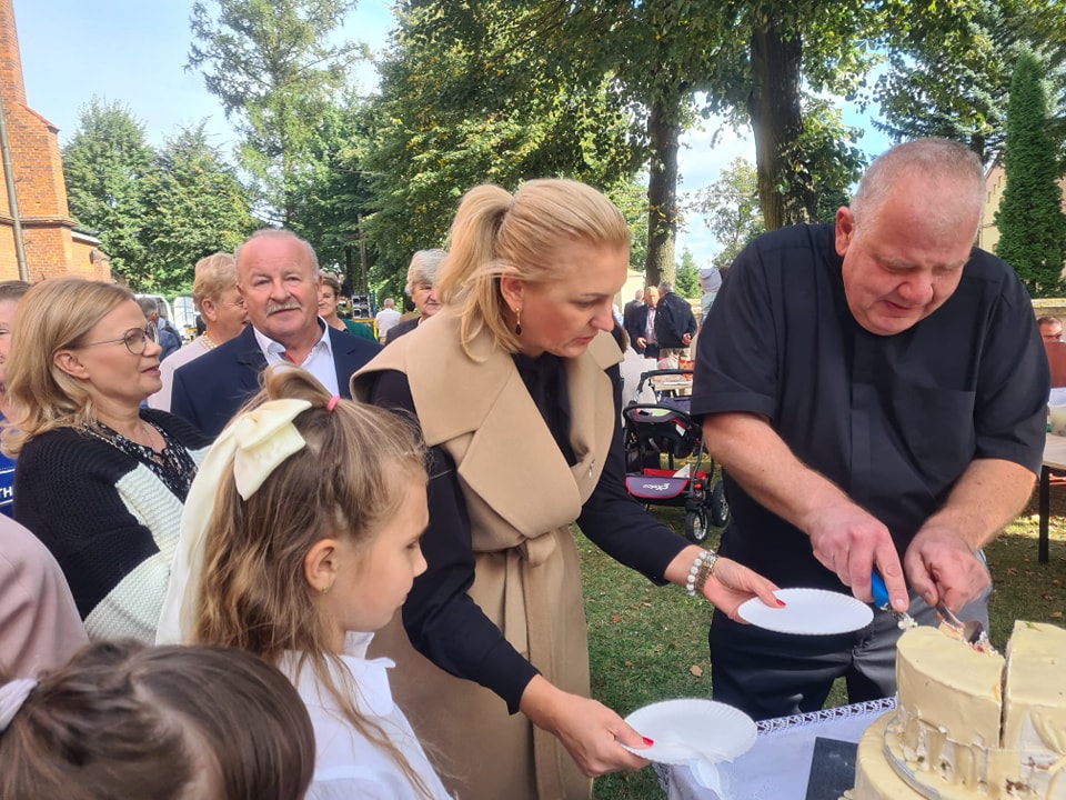 Dożynki Parafialne w Parafii Pw. Św. Ap. Piotra i Pawła w Przybyszewie