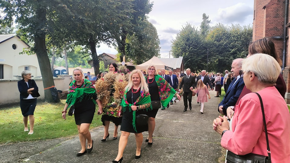 Dożynki Parafialne w Parafii Pw. Św. Ap. Piotra i Pawła w Przybyszewie