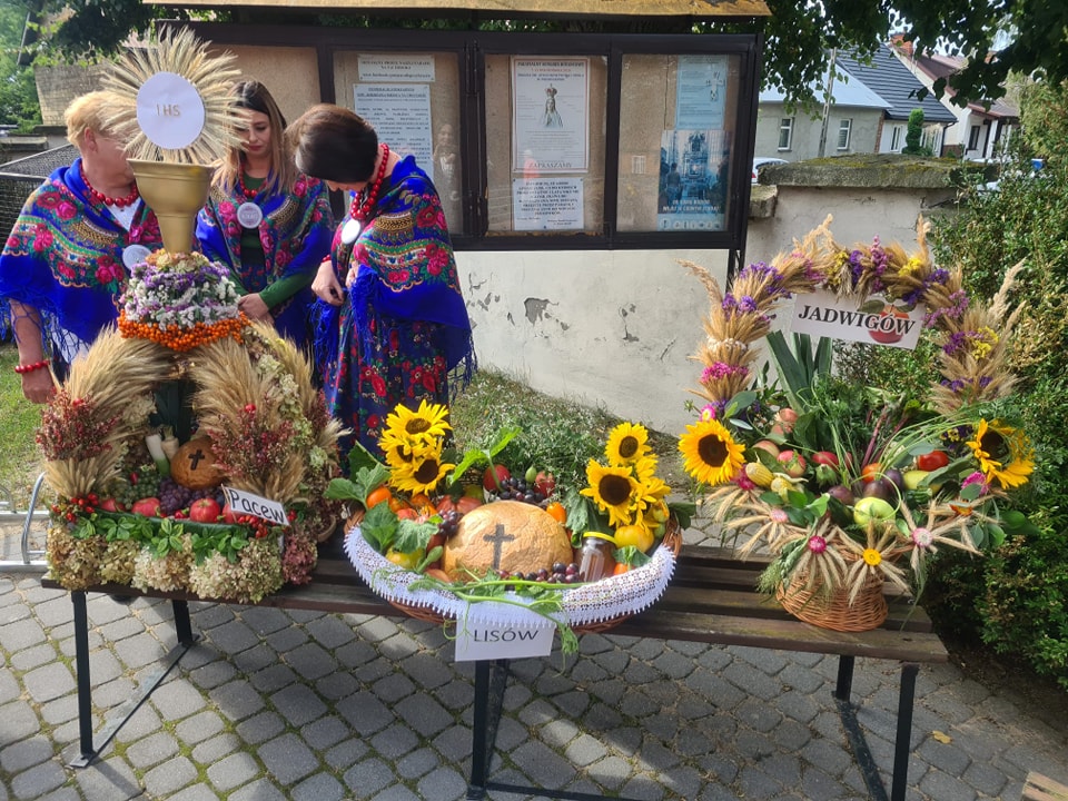Dożynki Parafialne w Parafii Pw. Św. Ap. Piotra i Pawła w Przybyszewie
