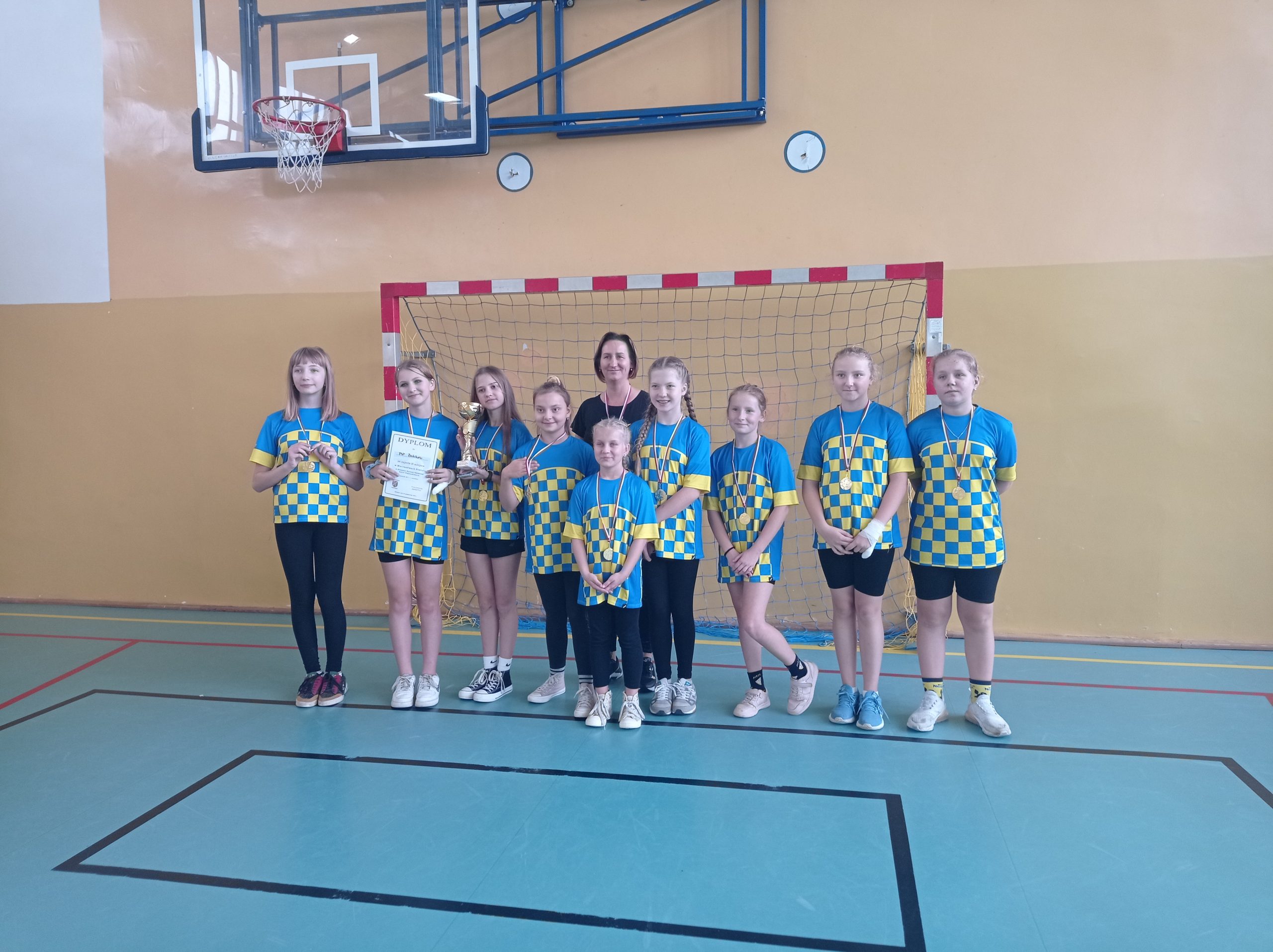 Mistrzostwa Powiatu w minipiłce ręcznej dziewcząt i chłopców szkół podstawowych im. Dionizego Czachowskiego w Stromcu