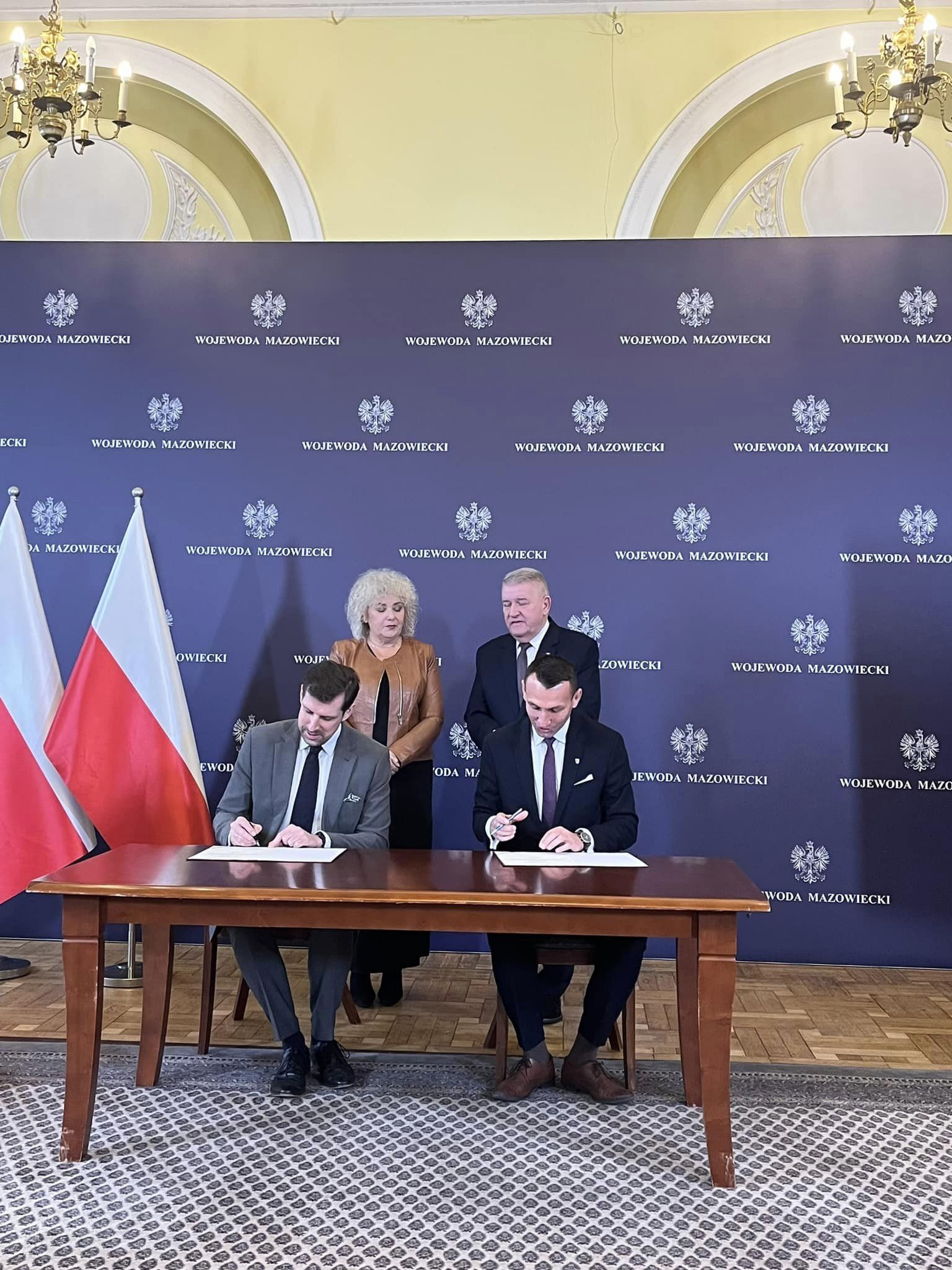 Poprawa bezpieczeństwa ruchu pieszych przy Szkole Podstawowej w Bobrku