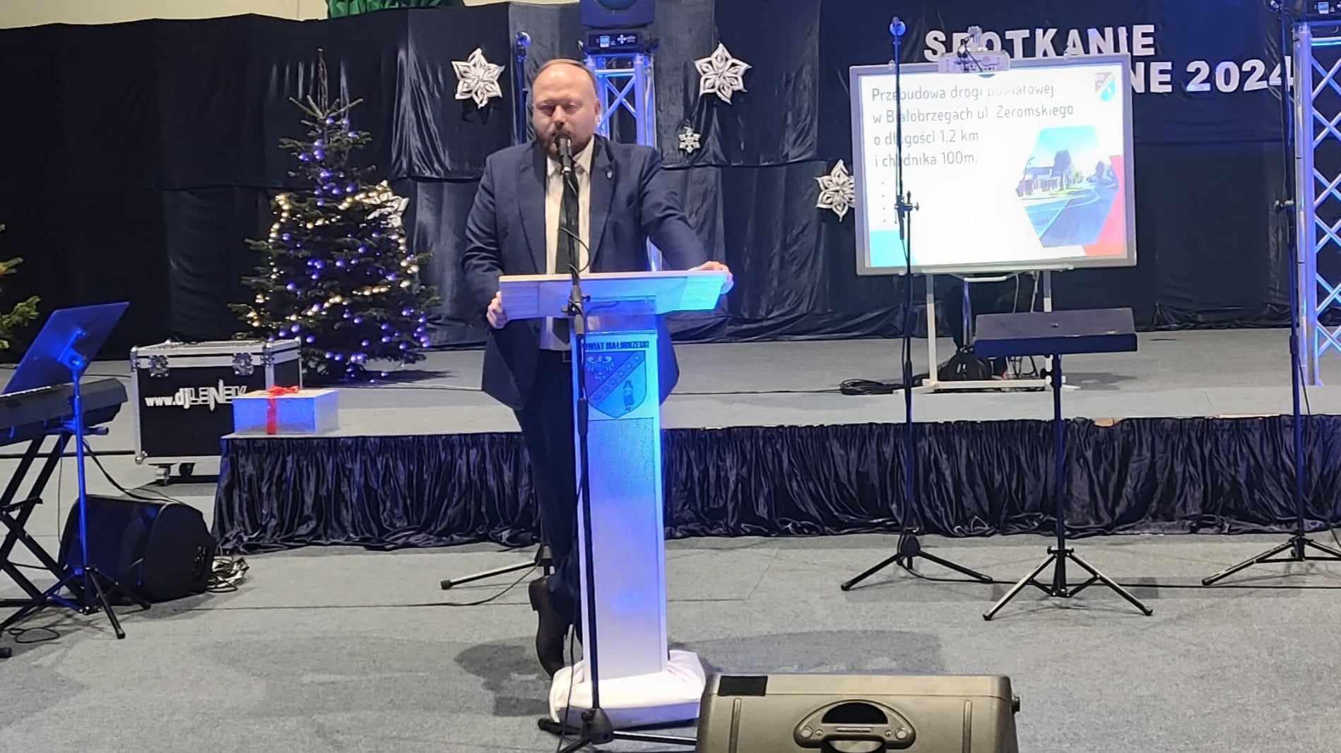 19 stycznia 2024 roku w Hali Widowiskowo - Sportowej w Białobrzegach odbyło się Noworoczne Spotkanie Służb i Organizacji Anno Domini 2024.