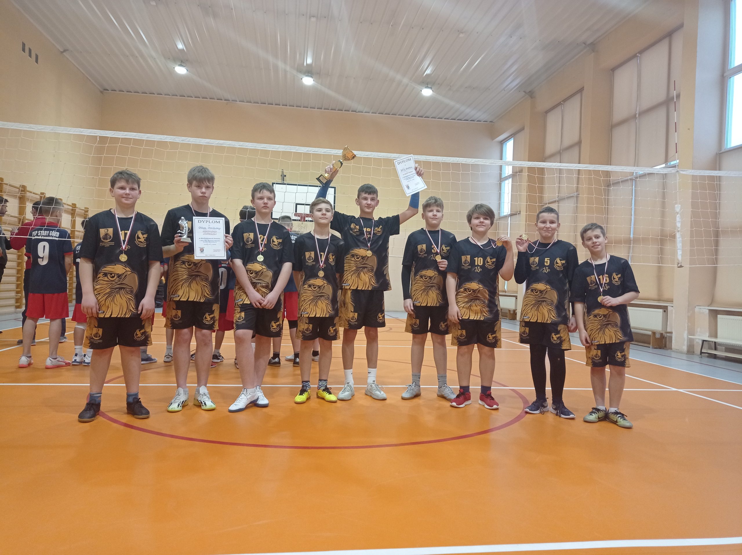 Mistrzostwa Powiatu w mini piłce siatkowej dziewcząt i chłopców szkół podstawowych