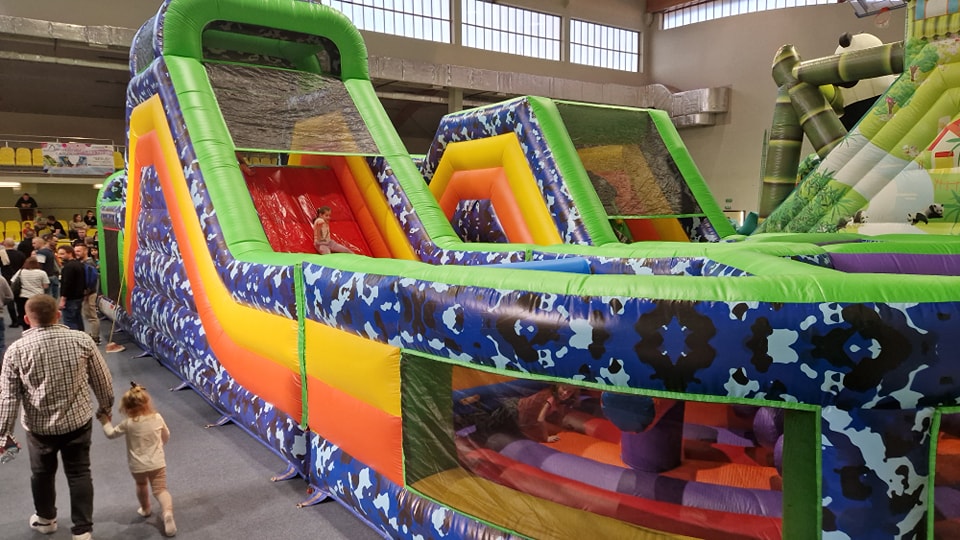 Pierwsza edycja Powiatowego Festiwalu Dmuchańców.