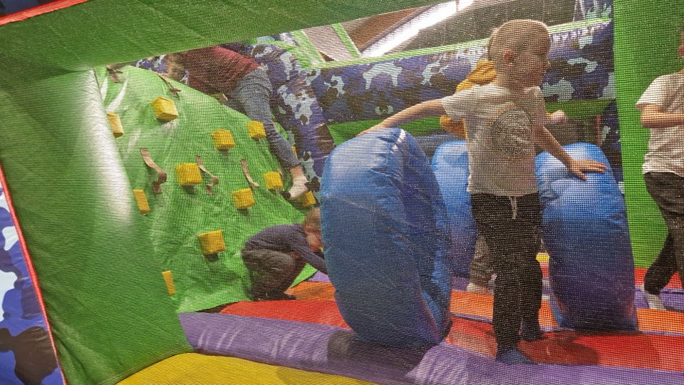 Pierwsza edycja Powiatowego Festiwalu Dmuchańców.