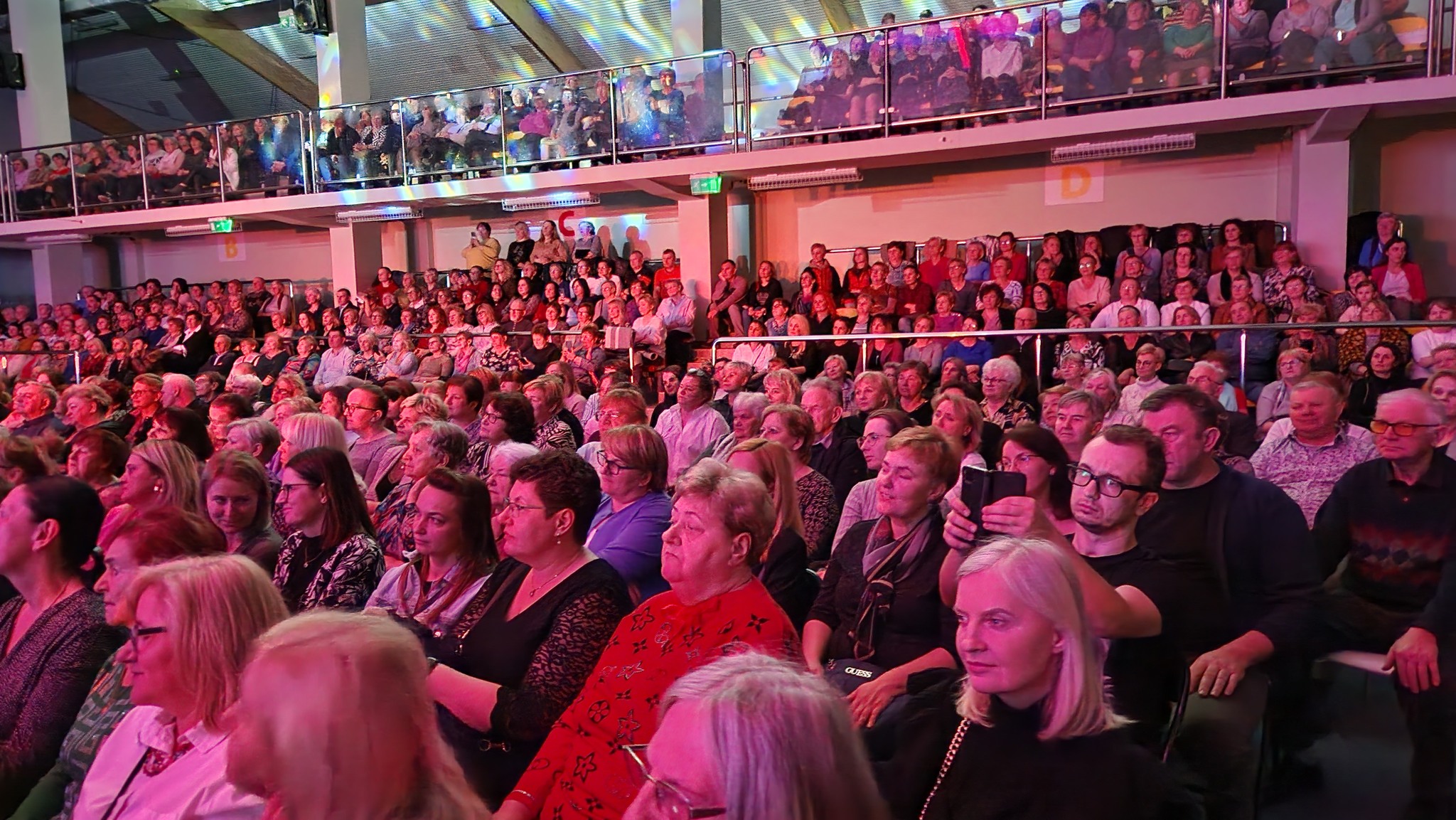 12 marca 2024 roku koncert ELENI - wielkiej damy polsko - greckiej sceny muzycznej.