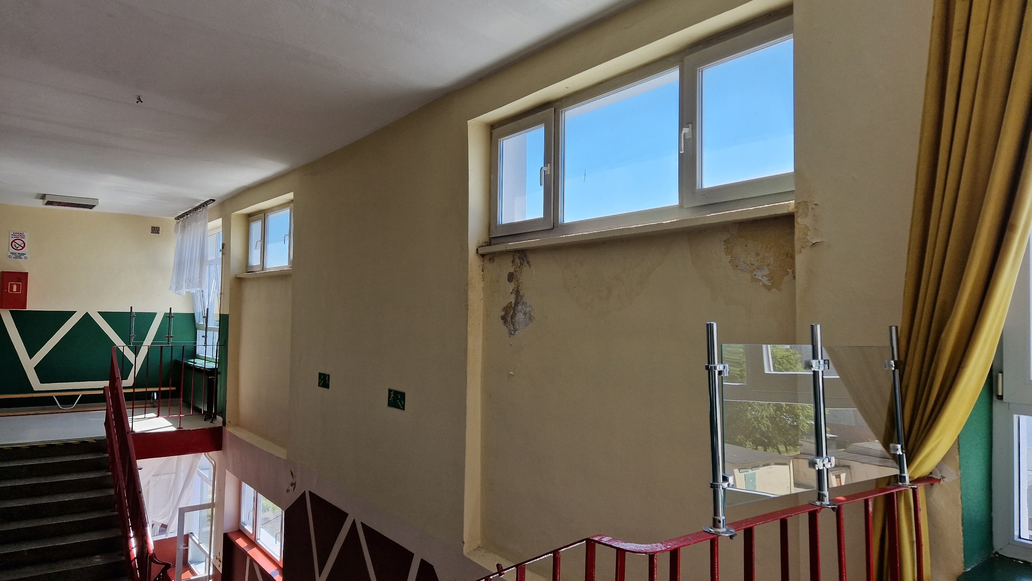 Modernizacja budynków Zespołu Szkół Ponadpodstawowych w Białobrzegach