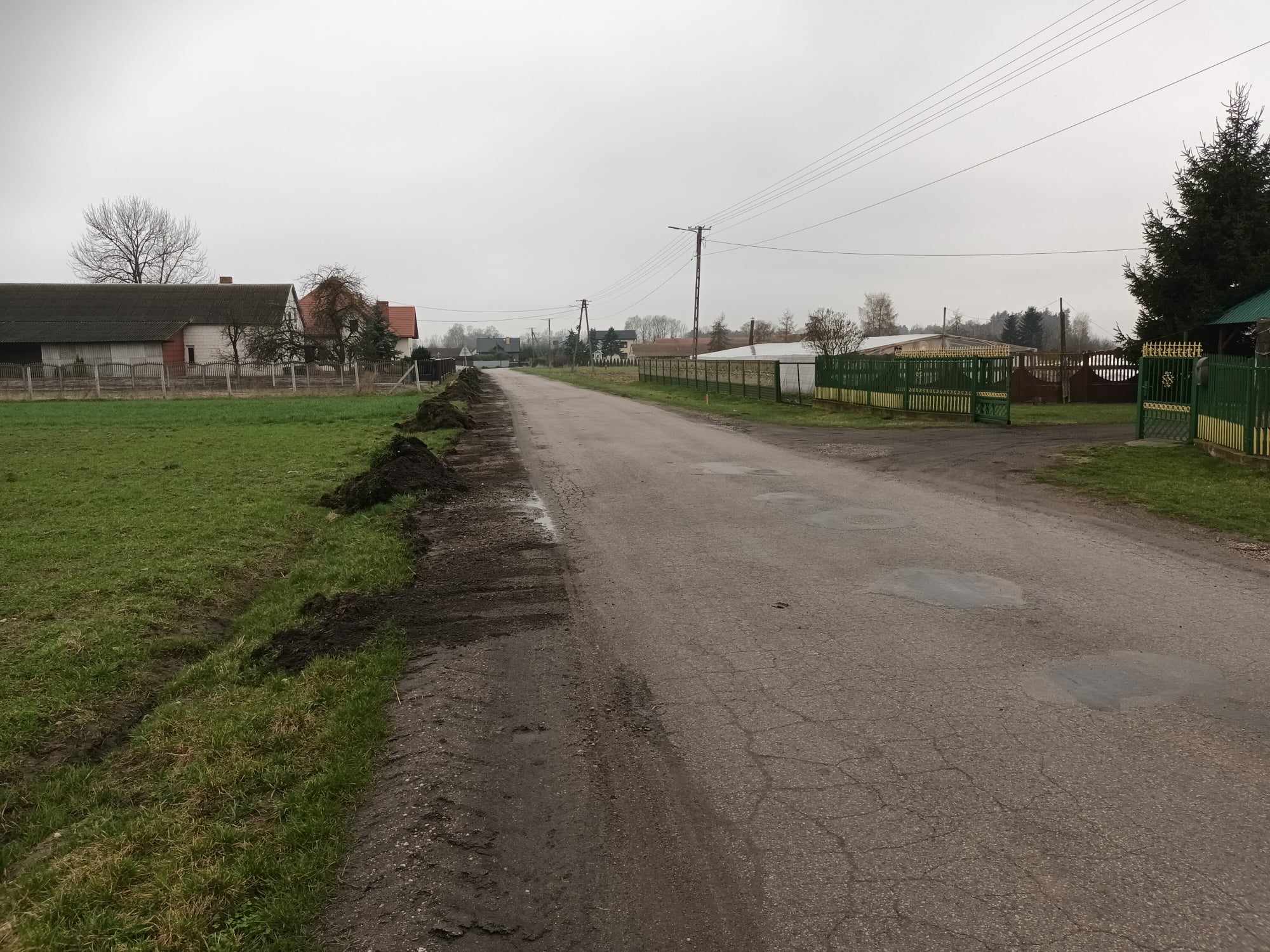 Trwa Przebudowa drogi Powiatowej Siemiradz - Stary Kobylnik