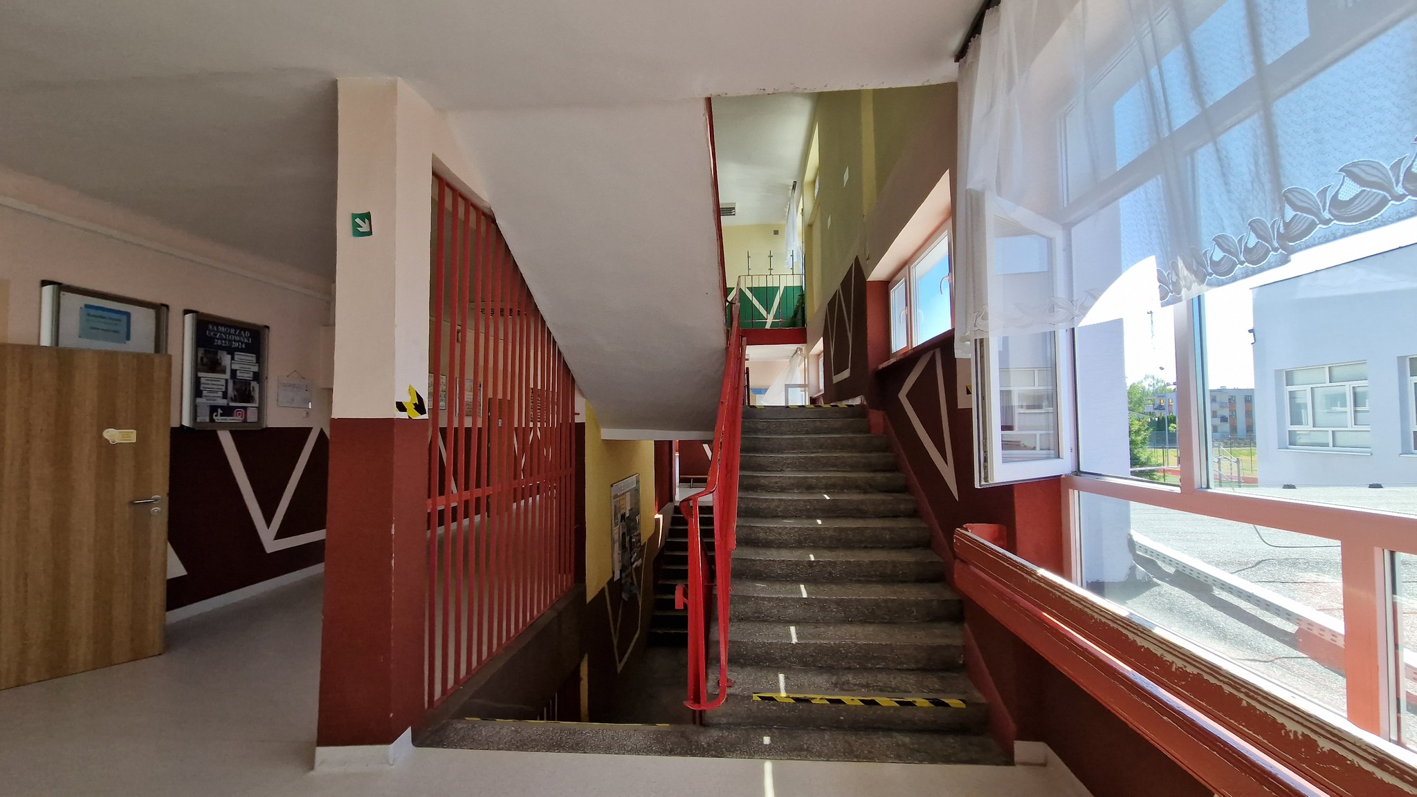 Modernizacja budynków Zespołu Szkół Ponadpodstawowych w Białobrzegach