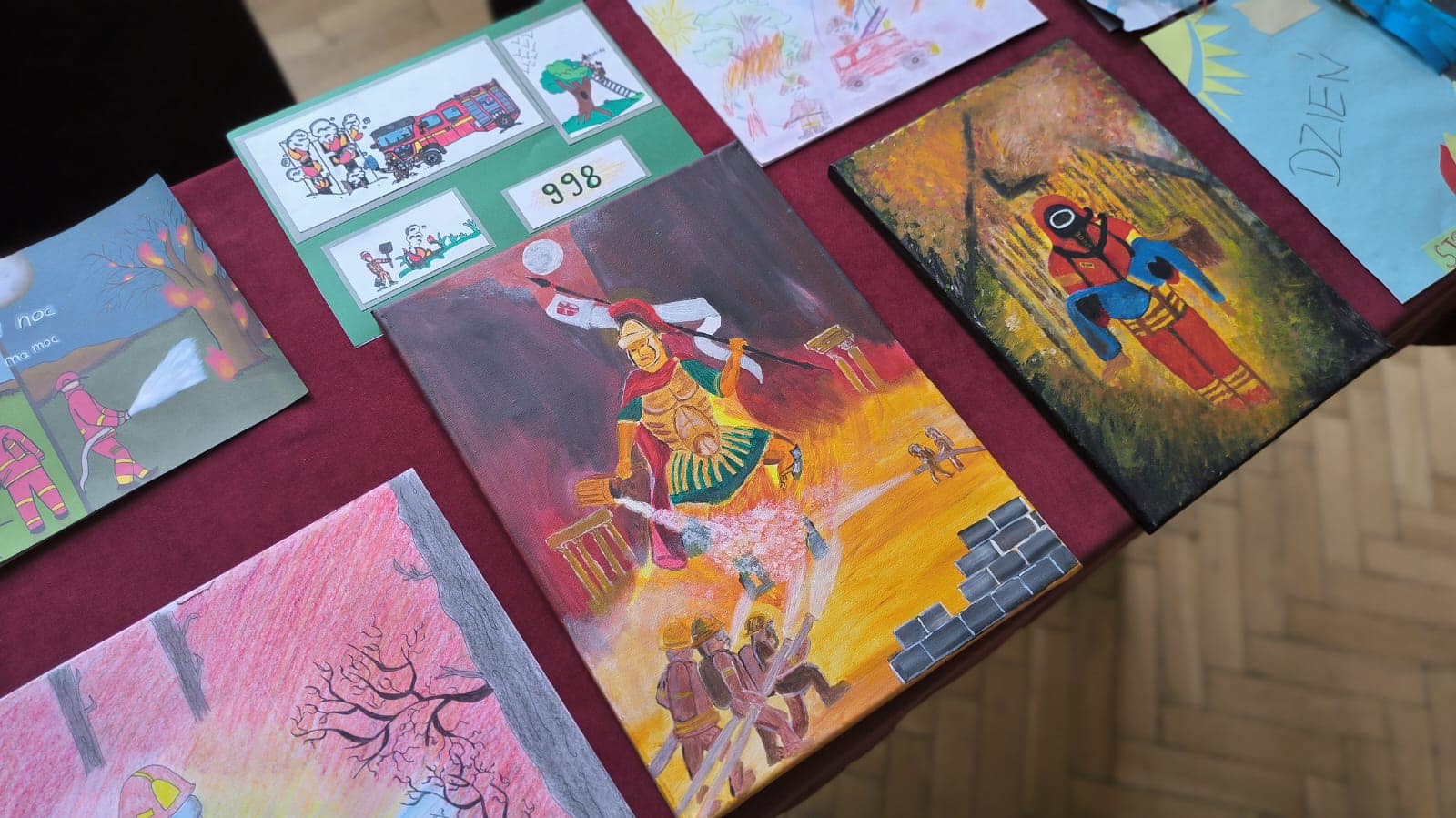 konkursu plastycznego dla dzieci i młodzieży pod hasłem „Dzień i noc - strażak zawsze ma moc”