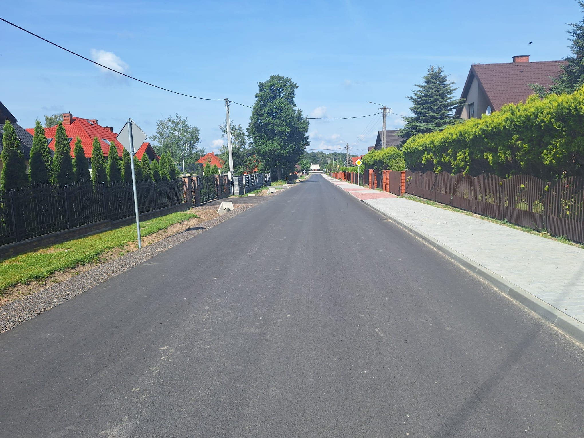 14 czerwca, odbył się odbiór techniczny prac prowadzonych na odcinku drogi powiatowej relacji Stromiec - Ksawerów Nowy.