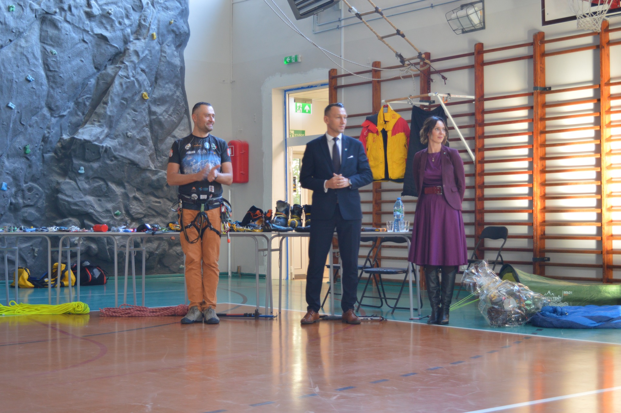 W dniach 7 i 8 października 2024 roku uczniowie dwóch białobrzeskich szkół – Liceum Ogólnokształcące im. Armii Krajowej w Białobrzegach oraz Zespół Szkół Ponadpodstawowych w Białobrzegach – mieli okazję uczestniczyć w wyjątkowych prelekcjach poświęconych tematyce górskiej.