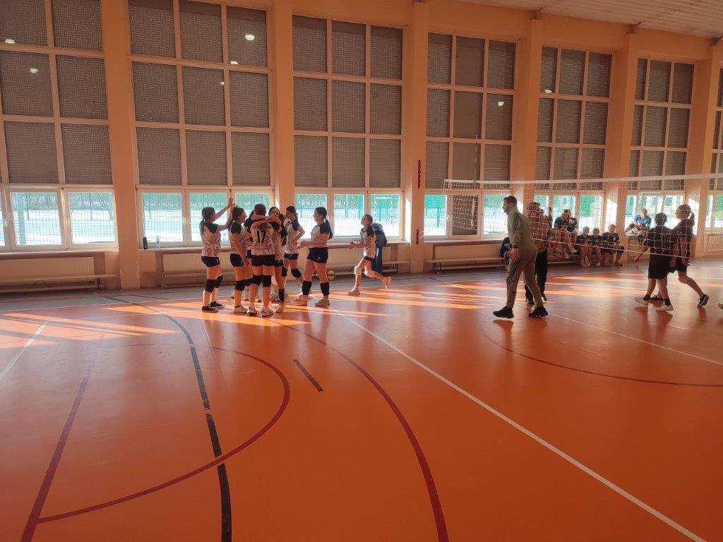 Mistrzostwa Powiatu Białobrzeskiego w Mini Piłce Siatkowej Dziewcząt i Chłopców Szkół Podstawowych!