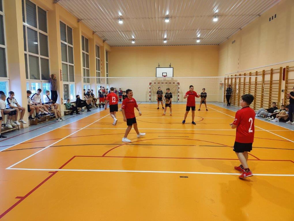 Mistrzostwa Powiatu Białobrzeskiego w Mini Piłce Siatkowej Dziewcząt i Chłopców Szkół Podstawowych!