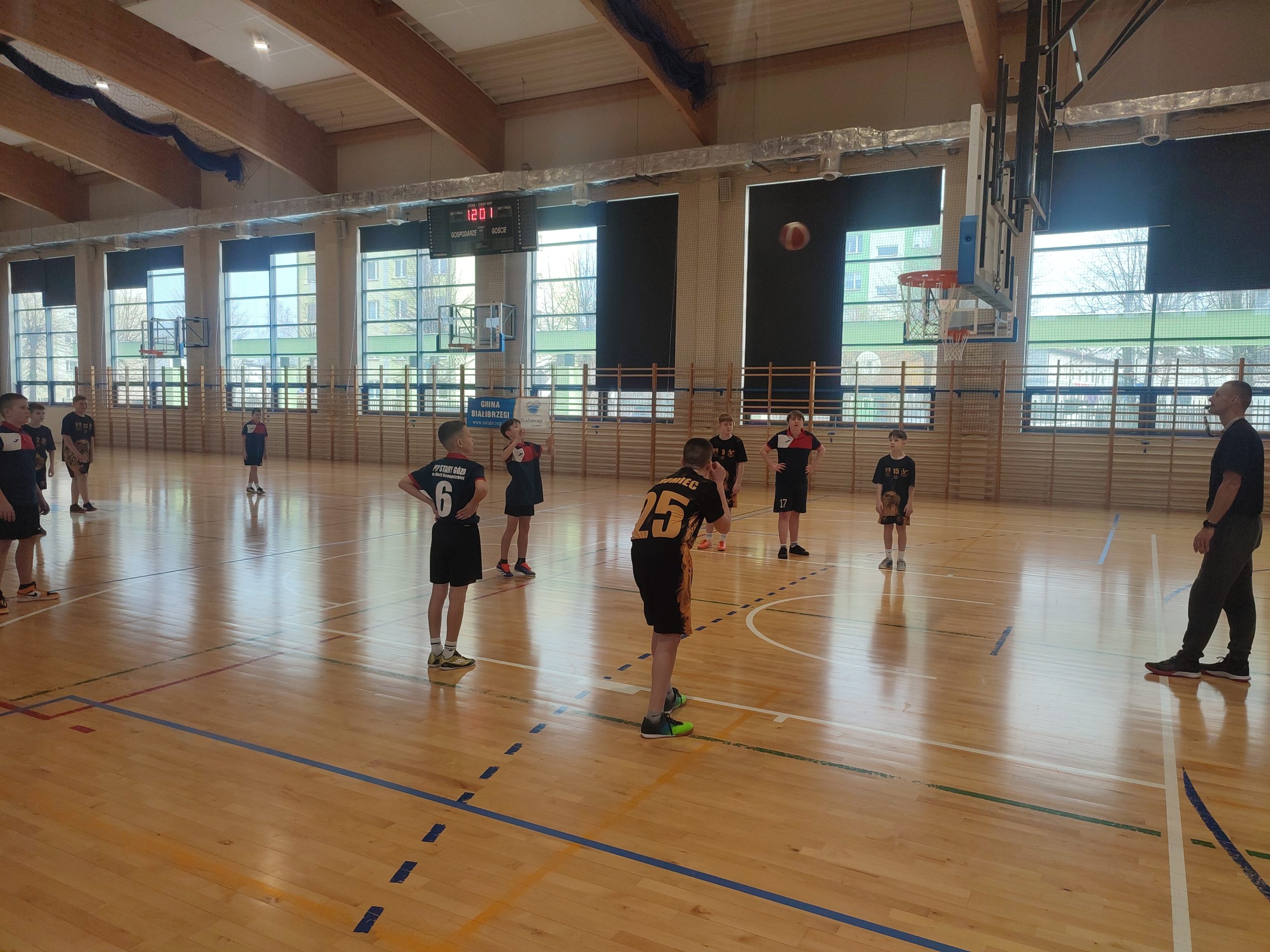 Za nami Mistrzostwa Powiatu Białobrzeskiego w Mini Piłce Koszykowej Dziewcząt i Chłopców Szkół Podstawowych!