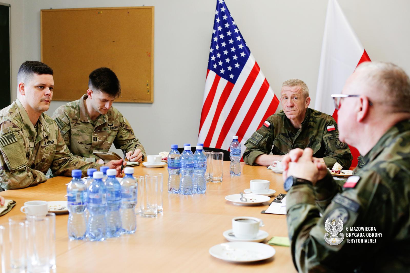 6MBOT i armia amerykańska: Wspólne przygotowanie do wyzwań medycznych i bojowych