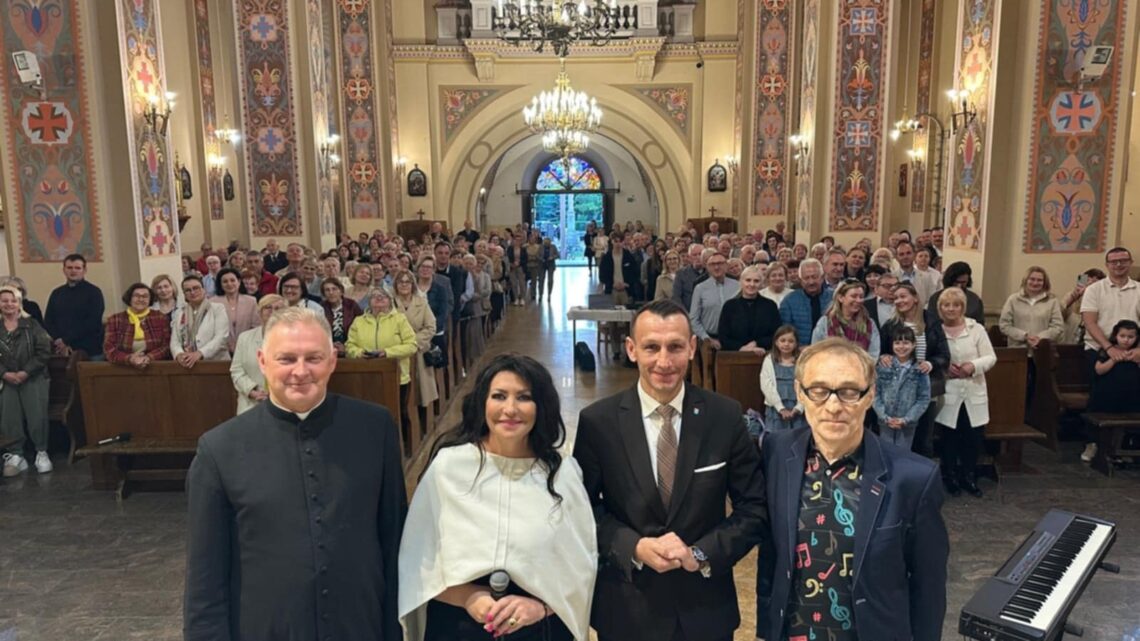 Wzruszające obchody pamięci Grzegorza Przemyka w Białobrzegach