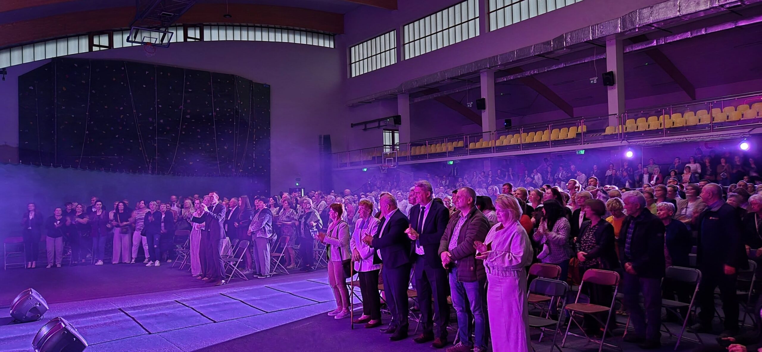 Kabaret OT.TO z okazji Powiatowego Dnia Matki!