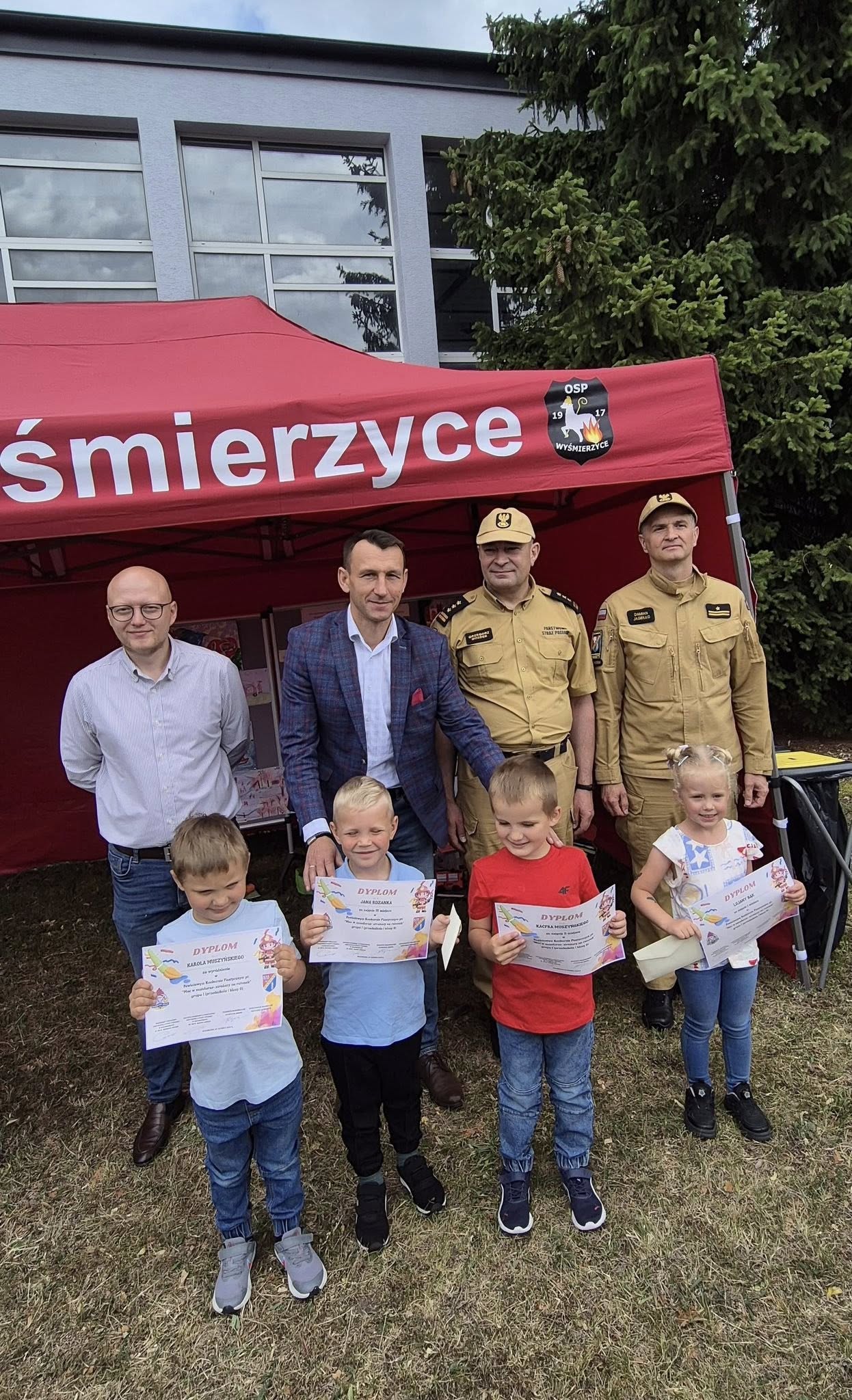 Podsumowanie Powiatowego Konkursu Plastycznego „Moc w mundurze – strażacy na ratunek”