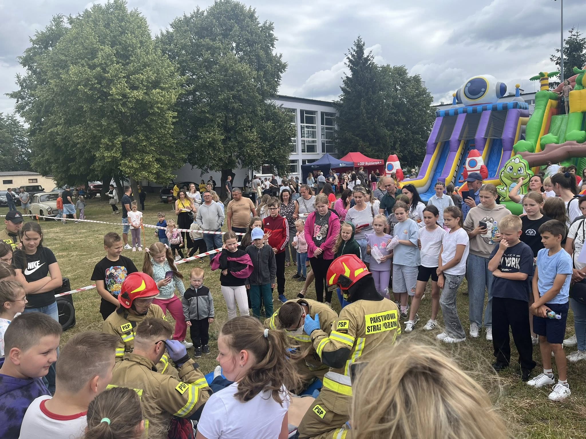 Podsumowanie Powiatowego Konkursu Plastycznego „Moc w mundurze – strażacy na ratunek”