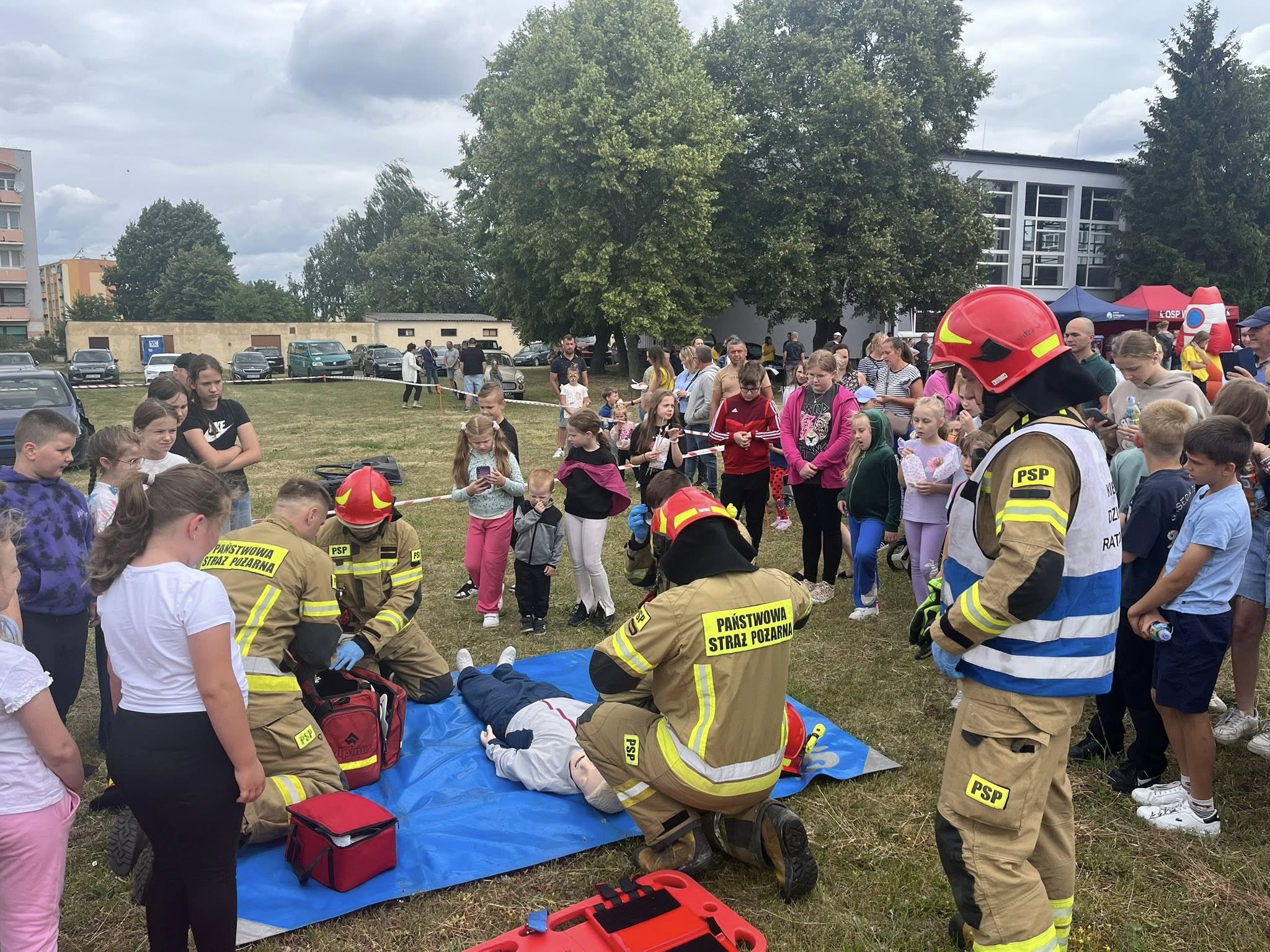 Podsumowanie Powiatowego Konkursu Plastycznego „Moc w mundurze – strażacy na ratunek”