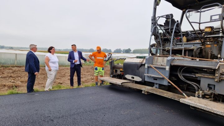 Trwa przebudowa drogi powiatowej nr 1113W w miejscowości Czarnocin na odcinku o długości 600 metrów.