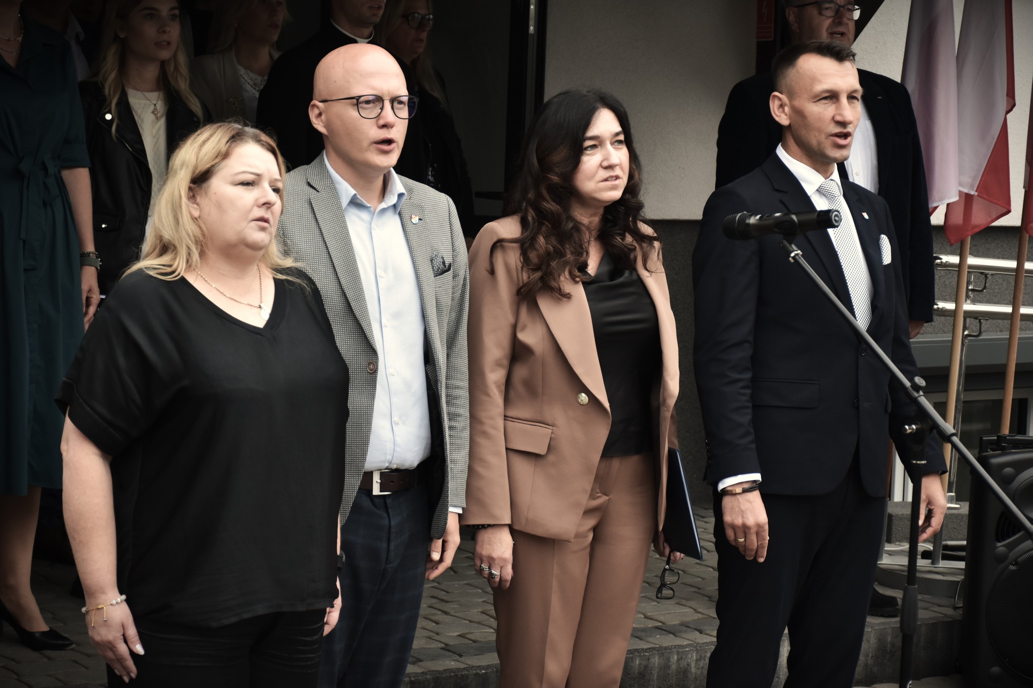 1 września w szkołach ponadpodstawowych prowadzonych przez Powiat Białobrzeski odbyły się uroczyste apele z okazji rozpoczęcia nowego roku szkolnego.