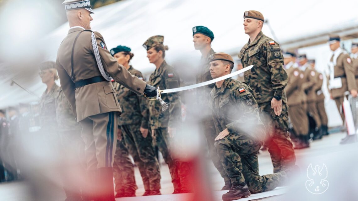 Odważyli się sięgnąć „do gwiazd”. Kolejni oficerowie w 6MBOT!