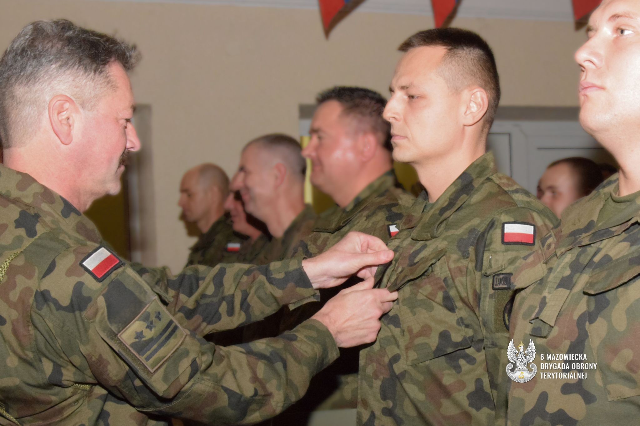 Wysiłek zwieńczony awansem – nowo mianowani kaprale w 6MBOT