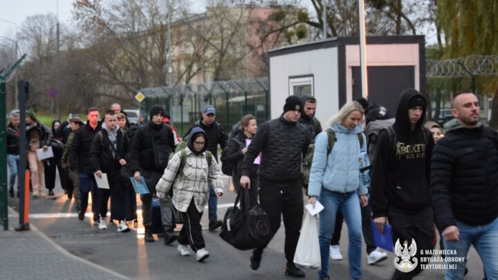 Różne motywacje, jeden cel – blisko stu ochotników wstąpiło do 6MBOT