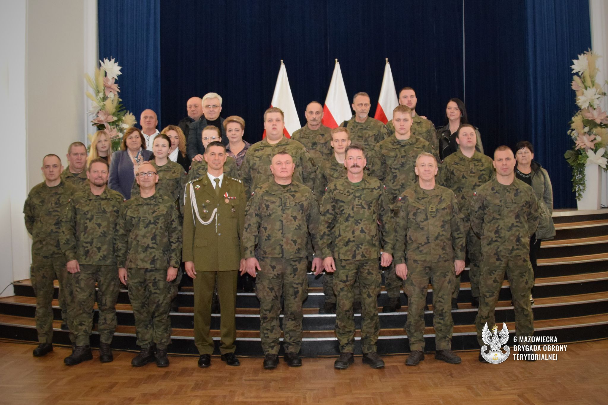 Wysiłek zwieńczony awansem – nowo mianowani kaprale w 6MBOT