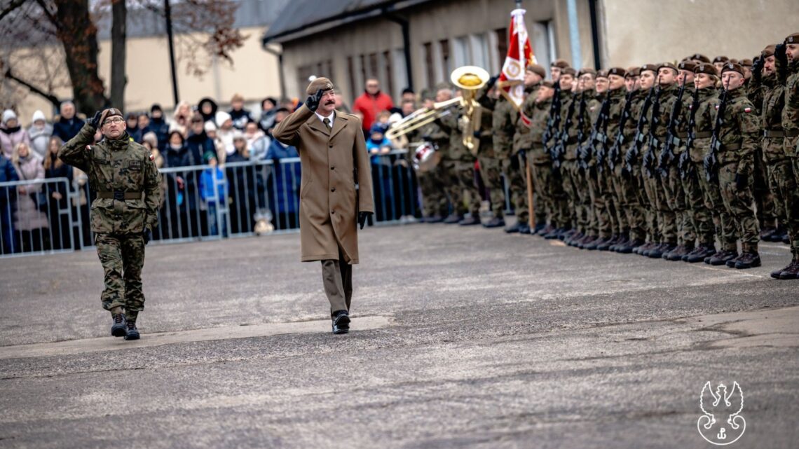 Przysięga zwieńczyła wysiłek... Kolejni ochotnicy w szeregach 6MBOT