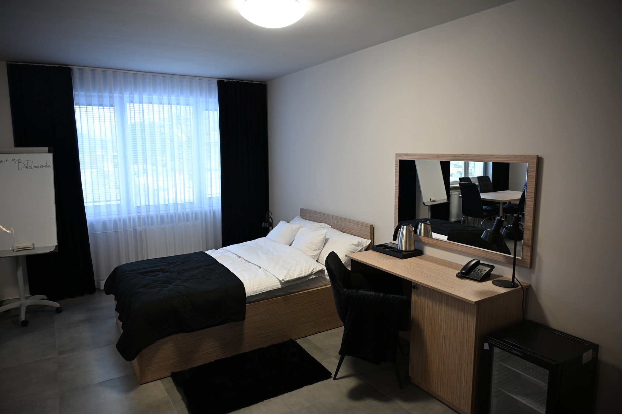 Uczniowie Zespołu Szkół Ponadpodstawowych w Białobrzegach korzystają już z nowej pracowni hotelarskiej