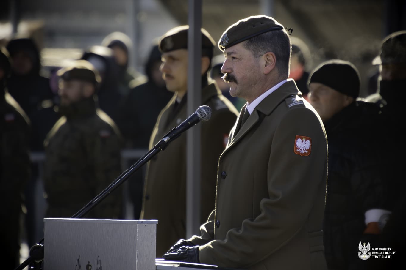 Mróz na polikach i ciepło w sercach! Żołnierze 6MBOT złożyli przysięgę