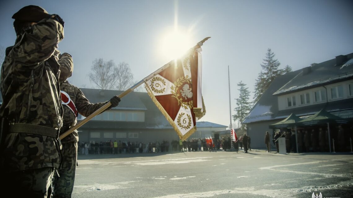 Mróz na polikach i ciepło w sercach! Żołnierze 6MBOT złożyli przysięgę