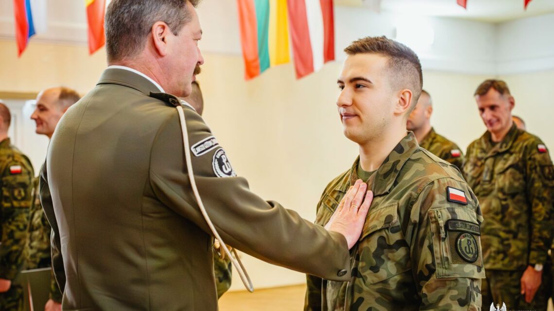 W duchu Armii Krajowej – nowi kaprale 6MBOT