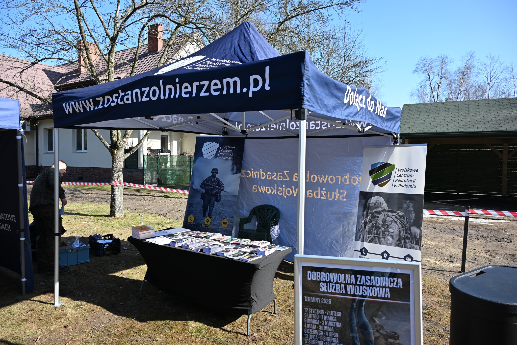 🤍❤️ IV edycja Biegu Pamięci Żołnierzy Wyklętych upamiętniła w Powiecie Białobrzeskim gajowego Bolesława Paszkowskiego ps. Poziomka oraz Aleksandra Młyńskiego ps. Drągal. 🤍❤️