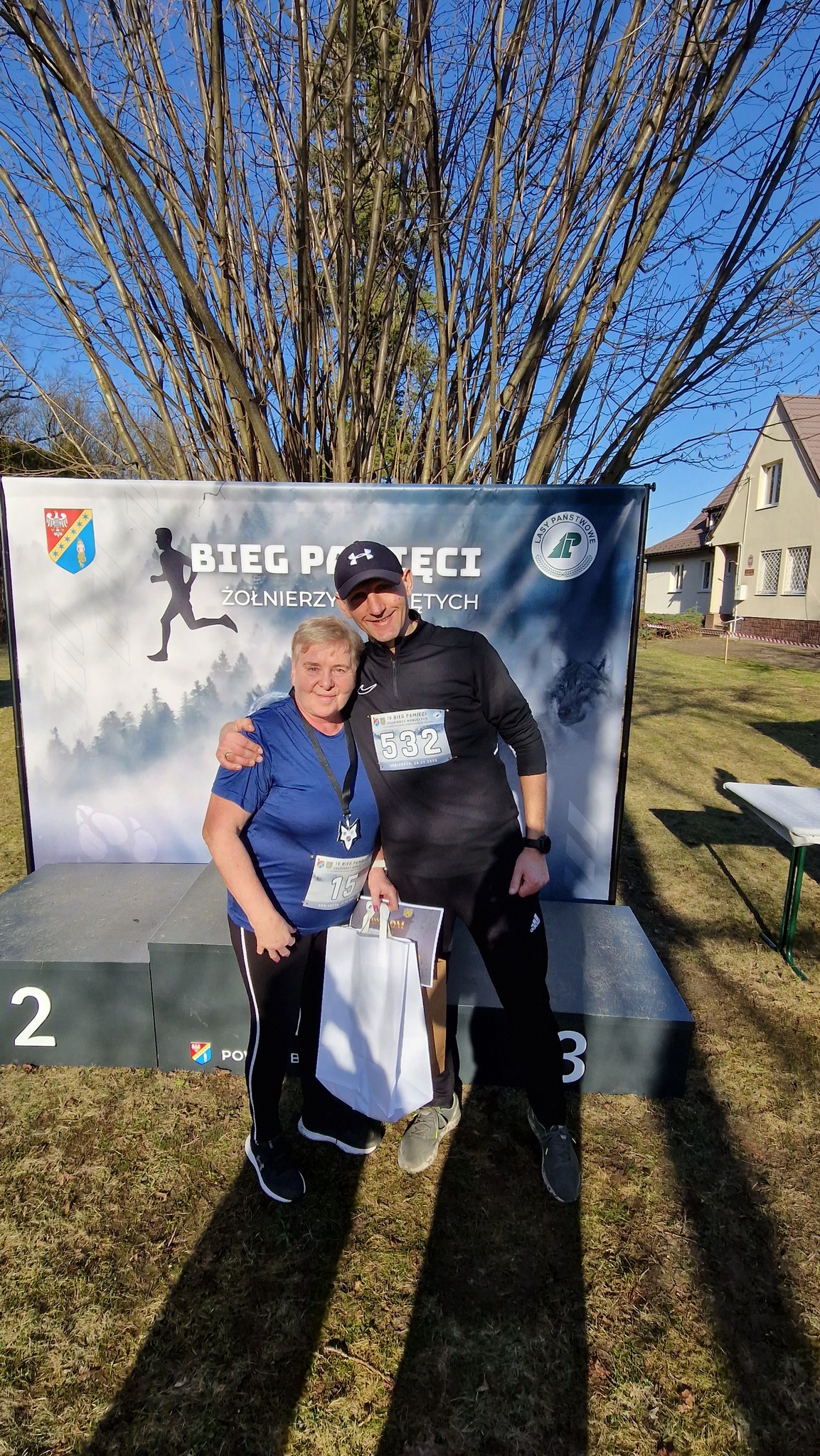 🤍❤️ IV edycja Biegu Pamięci Żołnierzy Wyklętych upamiętniła w Powiecie Białobrzeskim gajowego Bolesława Paszkowskiego ps. Poziomka oraz Aleksandra Młyńskiego ps. Drągal. 🤍❤️